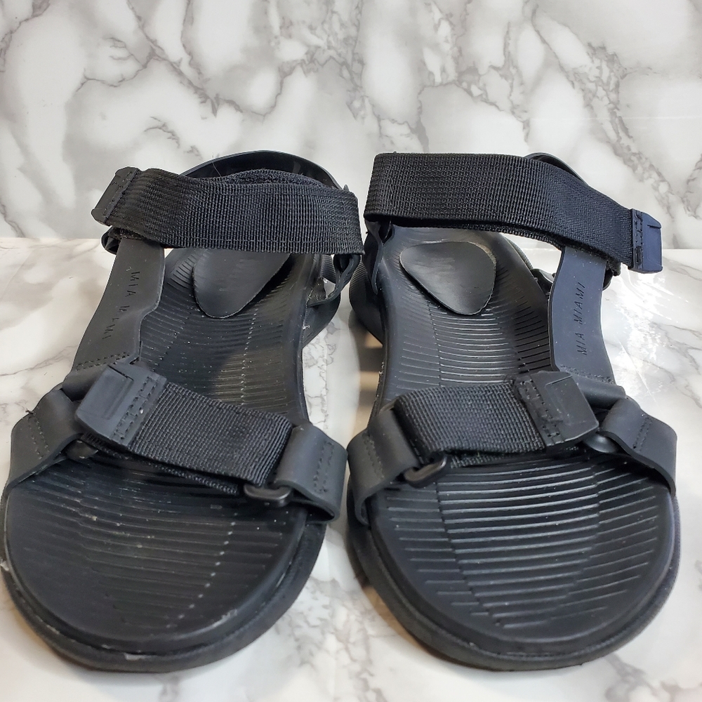 MIA Miami Strappy Sandals 7